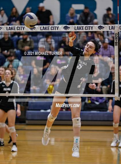 Thumbnail 3 in Kellogg vs Parma (3A State Tournament) photogallery.