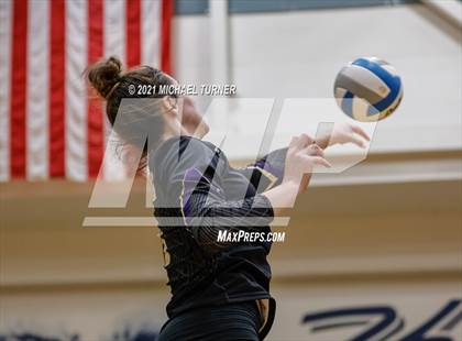 Thumbnail 2 in Kellogg vs Parma (3A State Tournament) photogallery.
