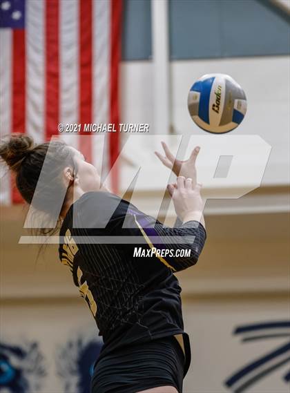 Thumbnail 3 in Kellogg vs Parma (3A State Tournament) photogallery.