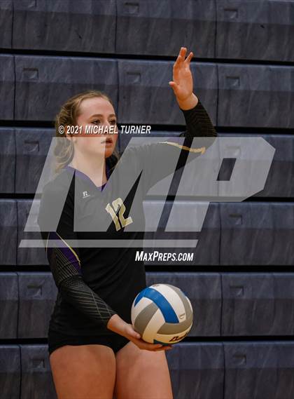 Thumbnail 3 in Kellogg vs Parma (3A State Tournament) photogallery.
