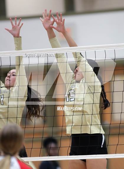 Thumbnail 1 in Tyler Legacy @ Royse City photogallery.