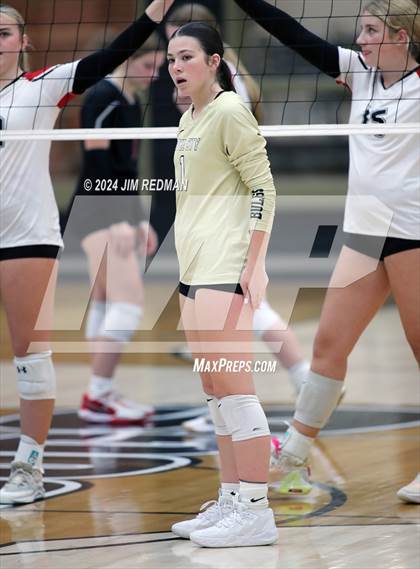 Thumbnail 1 in Tyler Legacy @ Royse City photogallery.