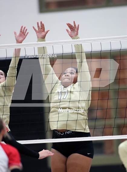Thumbnail 1 in Tyler Legacy @ Royse City photogallery.