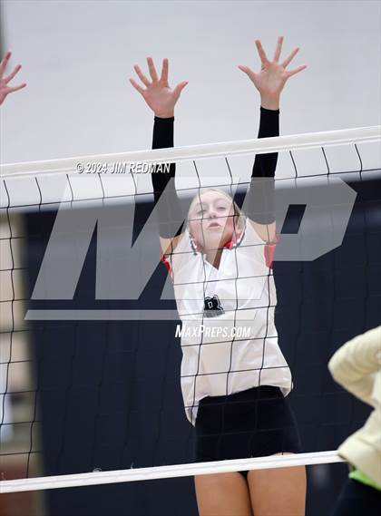 Thumbnail 1 in Tyler Legacy @ Royse City photogallery.