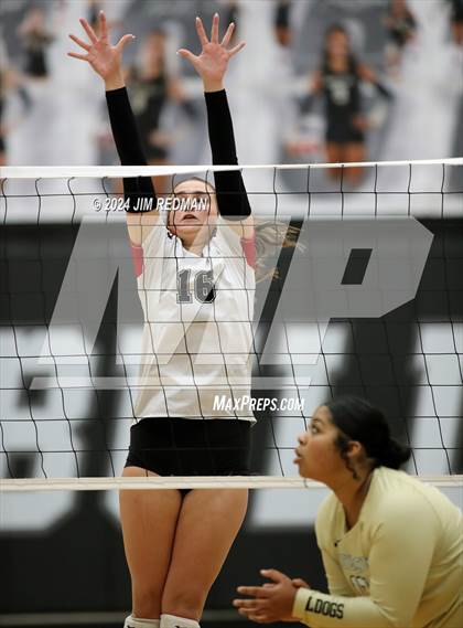 Thumbnail 1 in Tyler Legacy @ Royse City photogallery.
