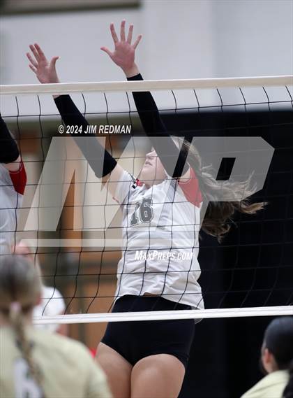 Thumbnail 3 in Tyler Legacy @ Royse City photogallery.