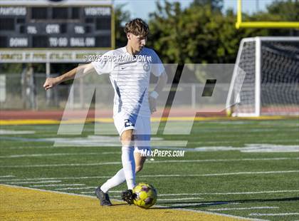 Thumbnail 2 in El Segundo @ Peninsula photogallery.