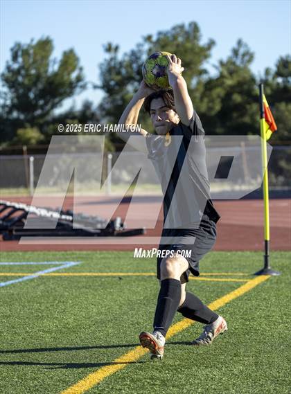 Thumbnail 2 in El Segundo @ Peninsula photogallery.