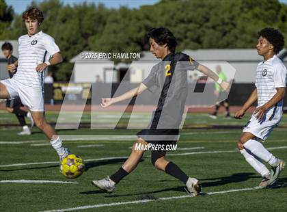 Thumbnail 1 in El Segundo @ Peninsula photogallery.