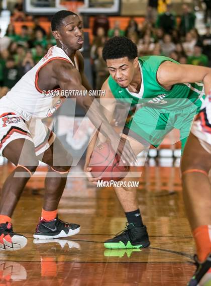 Thumbnail 3 in Lewiston-Porter @ Amherst Central (Section 6 Class A-1 Final) photogallery.
