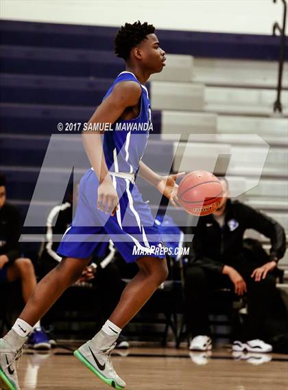 Thumbnail 3 in El Camino Real vs. San Gabriel Academy photogallery.