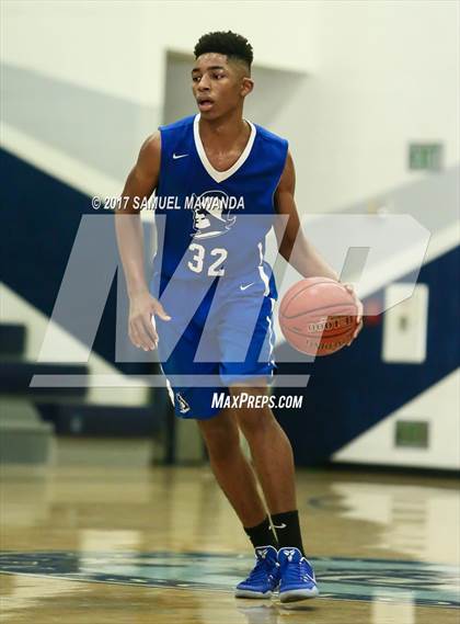 Thumbnail 3 in El Camino Real vs. San Gabriel Academy photogallery.