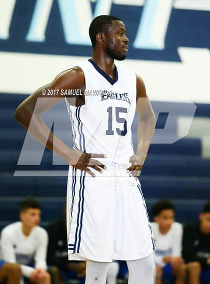 Thumbnail 3 in El Camino Real vs. San Gabriel Academy photogallery.