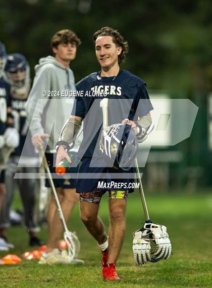 Thumbnail 2 in Holy Trinity Episcopal Academy @ St. Edward’s (Scrimmage) photogallery.