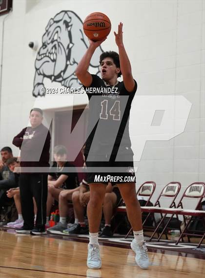 Thumbnail 1 in Willis vs. Magnolia West (Doghouse Invitational) photogallery.