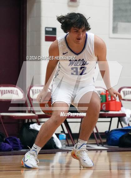 Thumbnail 2 in Willis vs. Magnolia West (Doghouse Invitational) photogallery.