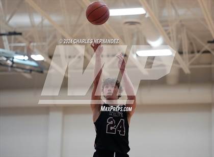 Thumbnail 2 in Willis vs. Magnolia West (Doghouse Invitational) photogallery.