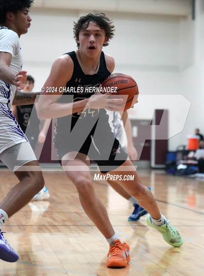 Thumbnail 3 in Willis vs. Magnolia West (Doghouse Invitational) photogallery.