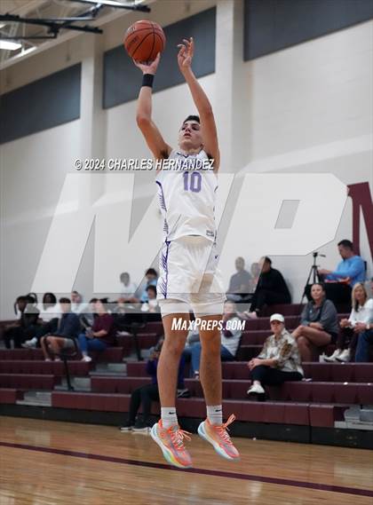 Thumbnail 1 in Willis vs. Magnolia West (Doghouse Invitational) photogallery.