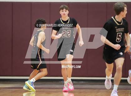 Thumbnail 2 in Willis vs. Magnolia West (Doghouse Invitational) photogallery.