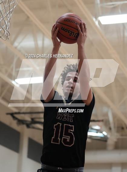 Thumbnail 1 in Willis vs. Magnolia West (Doghouse Invitational) photogallery.