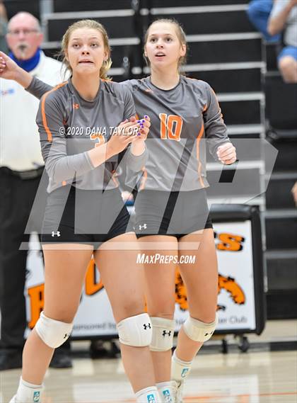 Thumbnail 1 in Argyle @ Springtown photogallery.