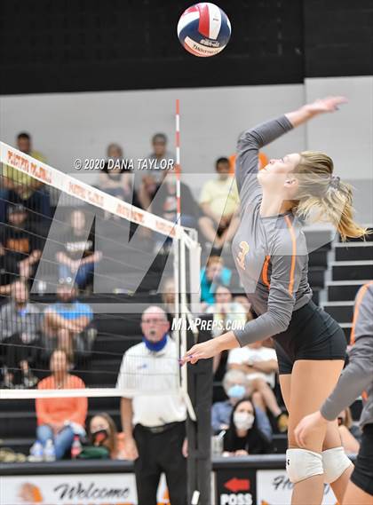 Thumbnail 1 in Argyle @ Springtown photogallery.