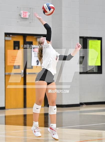 Thumbnail 1 in Argyle @ Springtown photogallery.