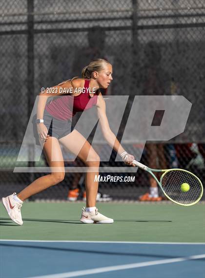 Thumbnail 2 in UHSAA 6A Semifinals photogallery.