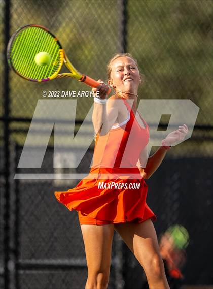 Thumbnail 1 in UHSAA 6A Semifinals photogallery.