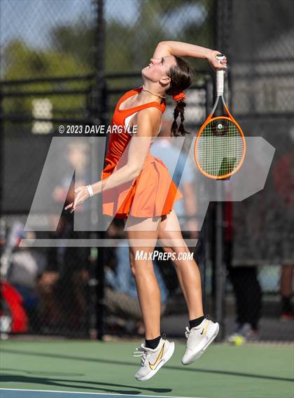 Thumbnail 1 in UHSAA 6A Semifinals photogallery.