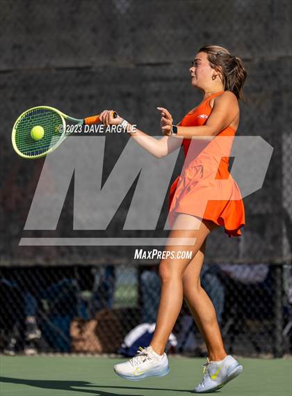 Thumbnail 3 in UHSAA 6A Semifinals photogallery.
