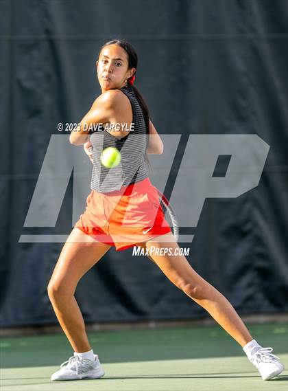 Thumbnail 1 in UHSAA 6A Semifinals photogallery.
