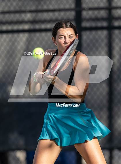 Thumbnail 2 in UHSAA 6A Semifinals photogallery.