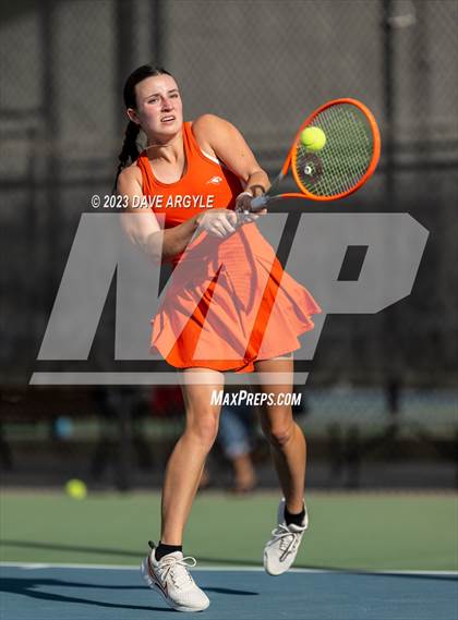 Thumbnail 3 in UHSAA 6A Semifinals photogallery.