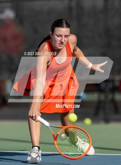 Thumbnail 1 in UHSAA 6A Semifinals photogallery.