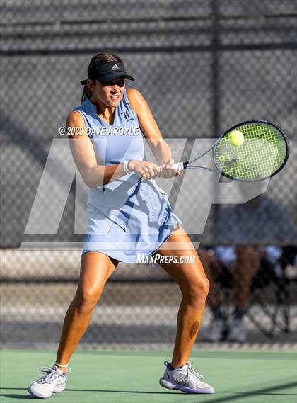 Thumbnail 1 in UHSAA 6A Semifinals photogallery.