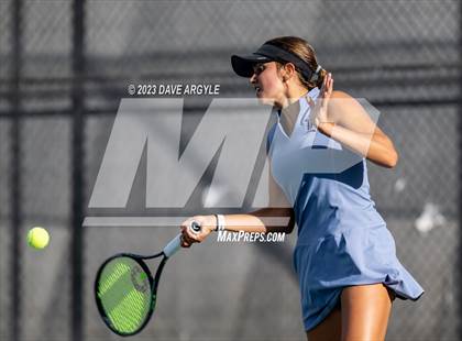 Thumbnail 1 in UHSAA 6A Semifinals photogallery.