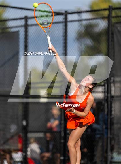 Thumbnail 1 in UHSAA 6A Semifinals photogallery.
