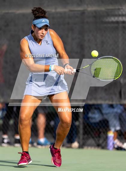Thumbnail 2 in UHSAA 6A Semifinals photogallery.
