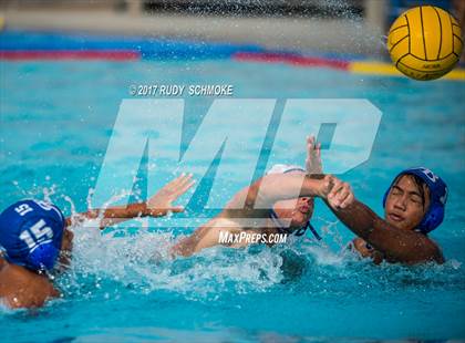 Thumbnail 3 in Rancho Bernardo vs Claremont photogallery.