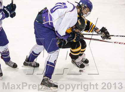 Thumbnail 3 in Oakville vs. Christian Brothers photogallery.