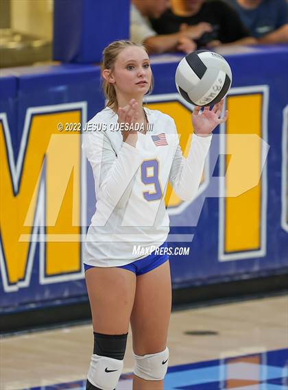 Thumbnail 1 in Holtville @ Brawley photogallery.