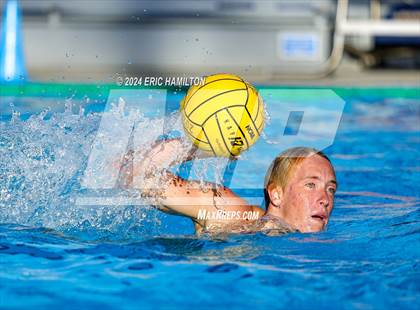 Thumbnail 2 in Santa Monica vs Redondo Union photogallery.
