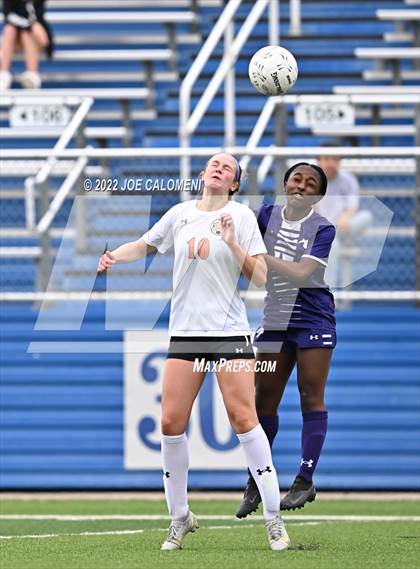 Thumbnail 1 in Ridge Point vs Rockwall (UIL 6A Girls Soccer State Semifinal) photogallery.