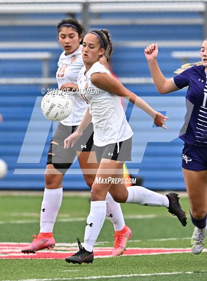 Thumbnail 1 in Ridge Point vs Rockwall (UIL 6A Girls Soccer State Semifinal) photogallery.