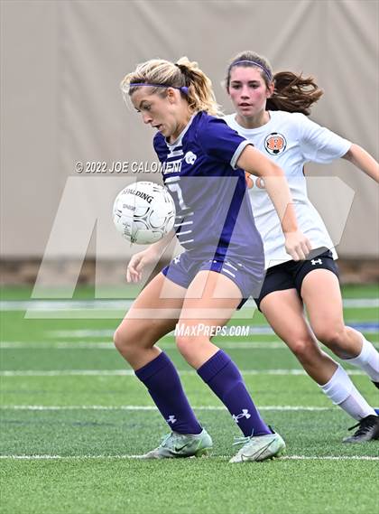 Thumbnail 3 in Ridge Point vs Rockwall (UIL 6A Girls Soccer State Semifinal) photogallery.