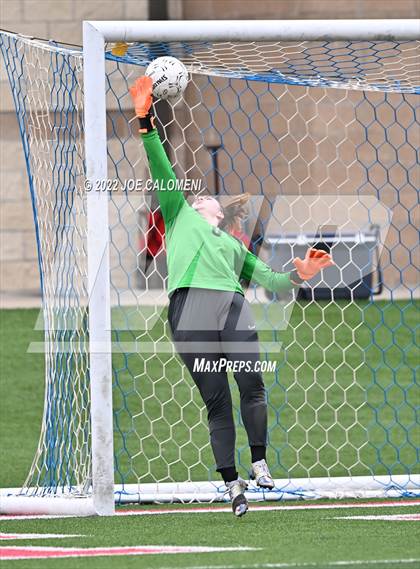 Thumbnail 3 in Ridge Point vs Rockwall (UIL 6A Girls Soccer State Semifinal) photogallery.