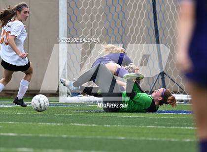 Thumbnail 2 in Ridge Point vs Rockwall (UIL 6A Girls Soccer State Semifinal) photogallery.