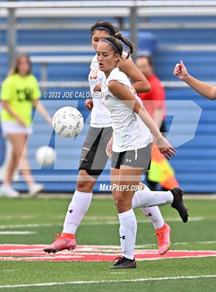 Thumbnail 2 in Ridge Point vs Rockwall (UIL 6A Girls Soccer State Semifinal) photogallery.
